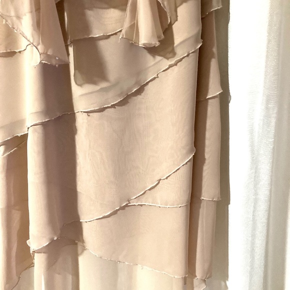 NEW Night Scene Formal Maxi Dress with Shawl/Wrap - Picture 4 of 16